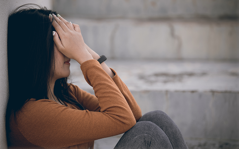 ＜事故の体験から抜け出せない女性の話＞